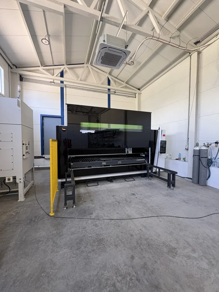 Kompletné laserové pracovisko Bodor i7 6 kW v Rabči